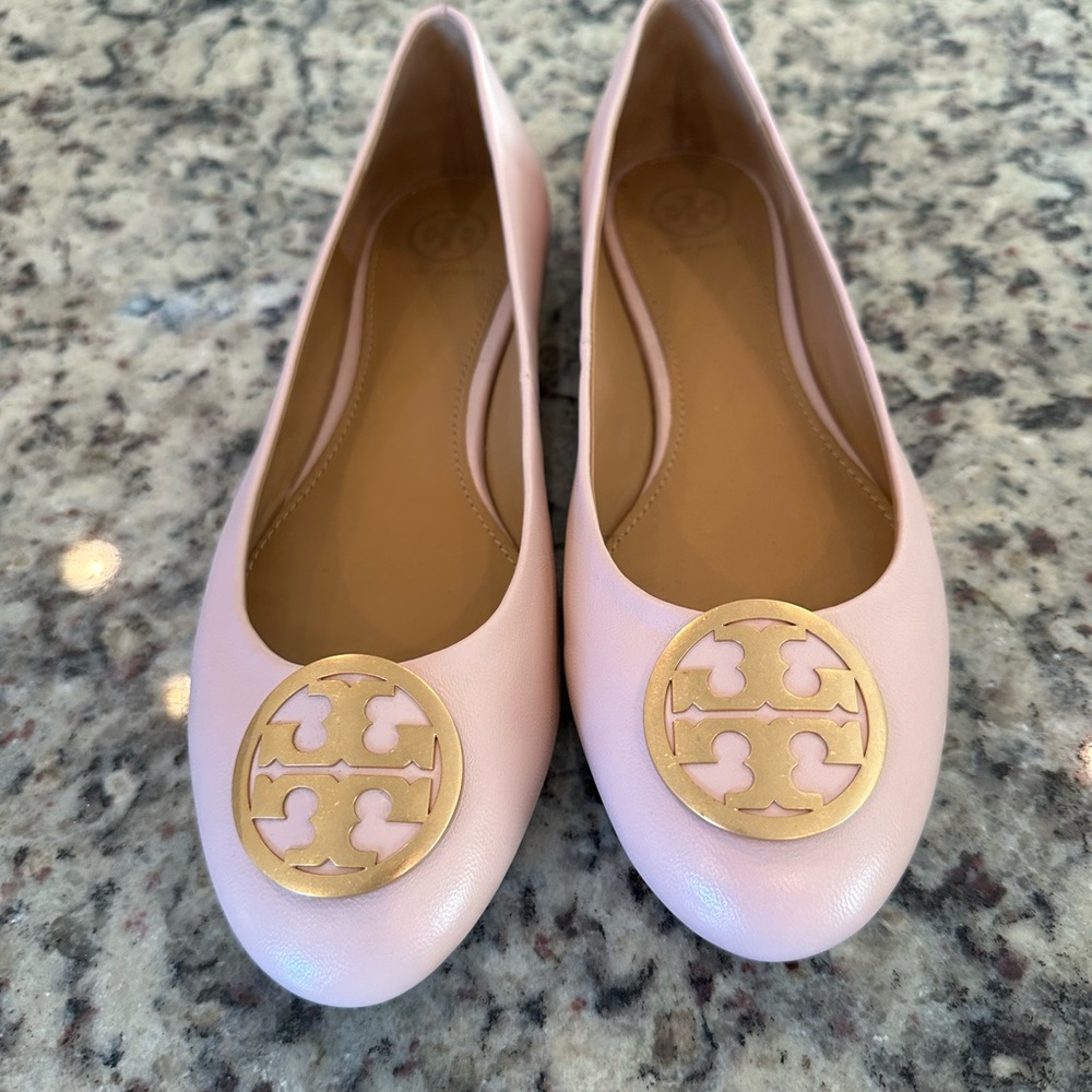 Tory Burch Benton light pink ballet flat size 8.5 nwot